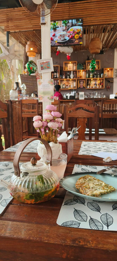 Food & Drinks 4, Namaka, Morjim and Ashwem Beach 300m away, North Goa