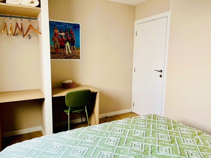 Room 4, Le California, Nord