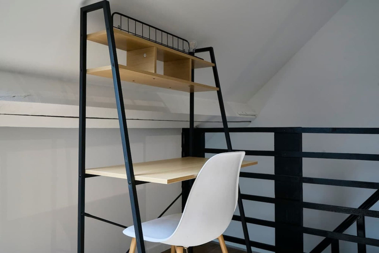 Room 5, Le Grand Duplex Balneo 10 Minutes de la Gare, Nord