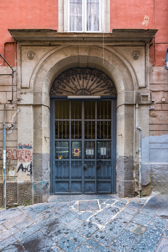 Front of property 5, Wide and Arty at Spanish Quarter, Napoli