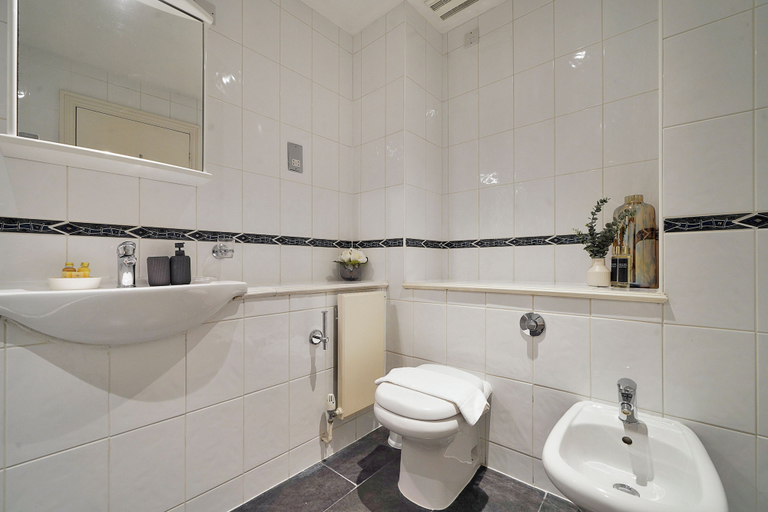 Bathroom 4, Hertford Flat 14, London