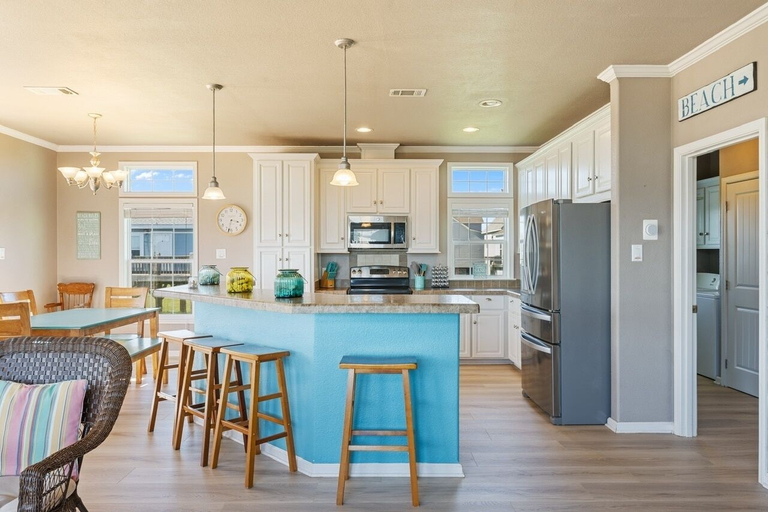 Private kitchen 4, Toes In The Sand 3 Bedroom Home, Galveston