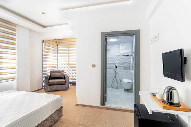 Bedroom 5, Marine Point Hotel, Antalya