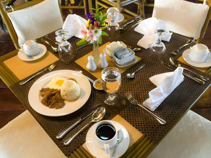 Food & Drinks 5, Matabungkay Beach Resort and Hotel, Lian