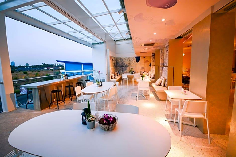 Food & Drinks 5, Comet Hotel Surat Thani, Muang Surat Thani