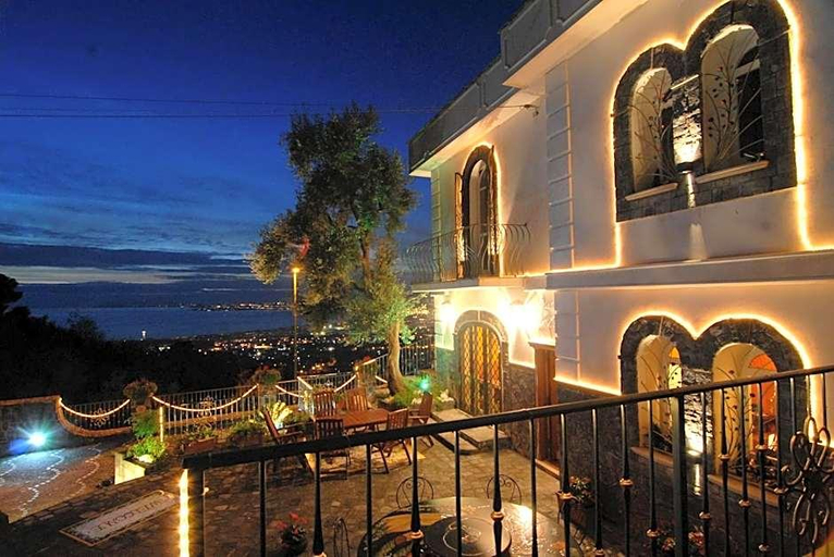 Exterior & Views, Le Fumarole, Napoli