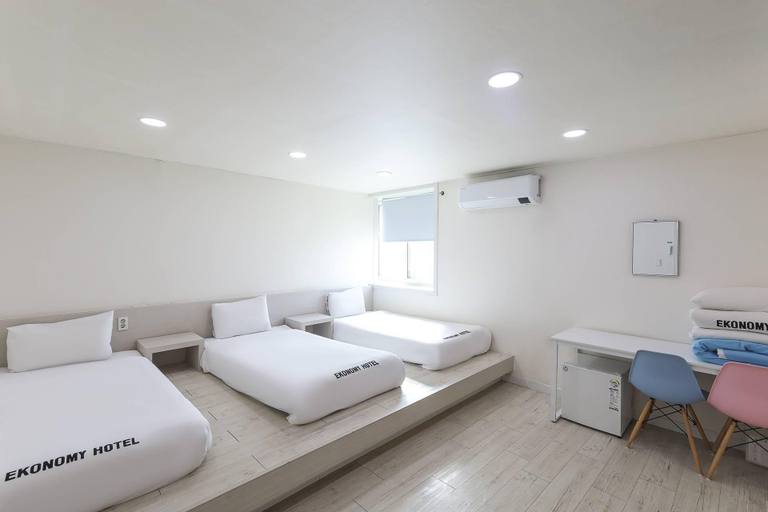 Bedroom 2, Coin Hotel Yeosu, Yeosu