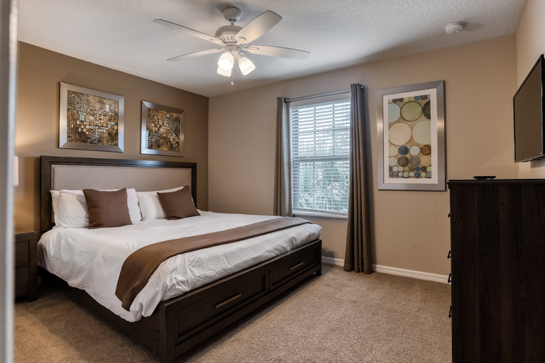 Room 3, Fun, Dog-friendly Home With Private Pool, High-speed Wifi, W/d, & Game Rooms, Osceola