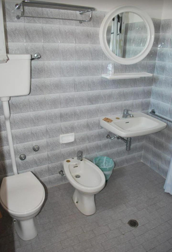 Bathroom 3, Hotel Villa Verde, Forli' - Cesena