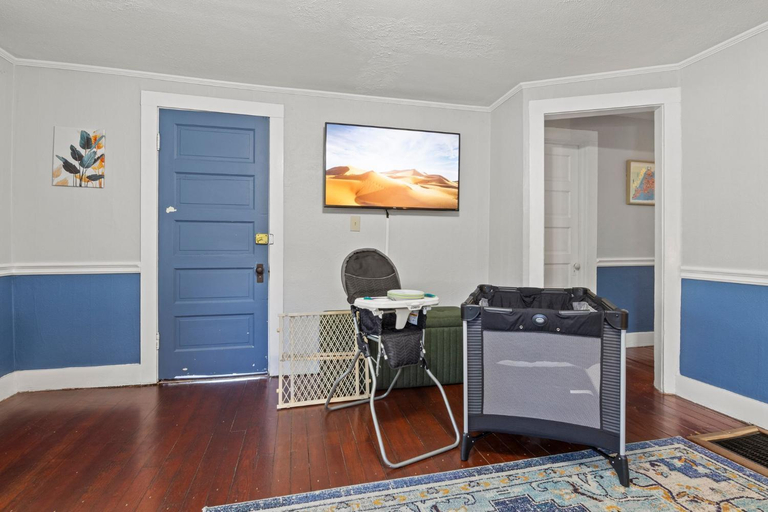 Others 5, Hot Tub! Close to Cornell, Ithaca College, Commons!, Tompkins