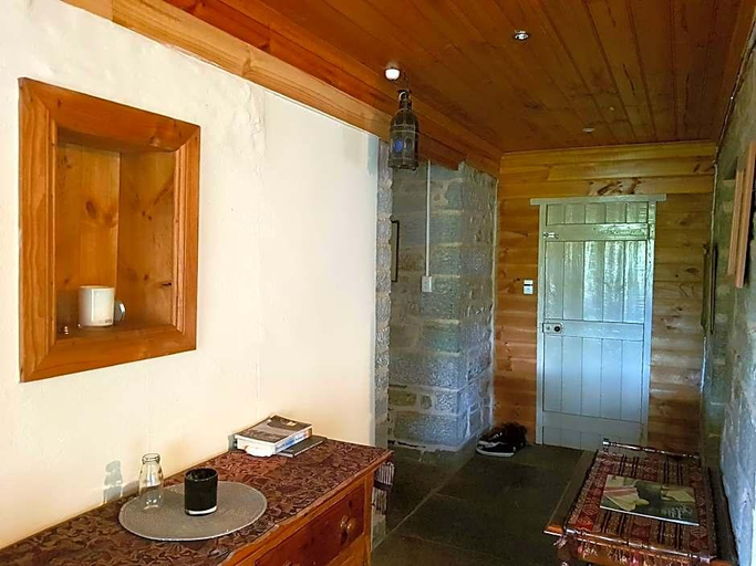 Bathroom 5, Amys House, Clare and Gilbert Valleys