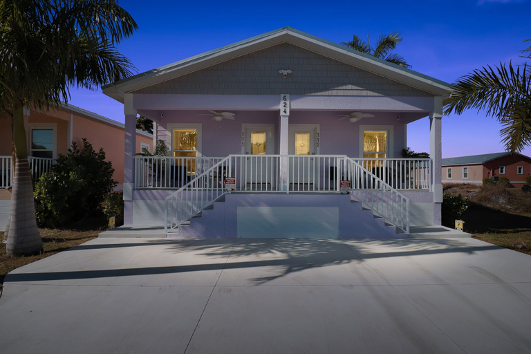 Exterior, New! Charming Lilac Cottage 111, Charlotte