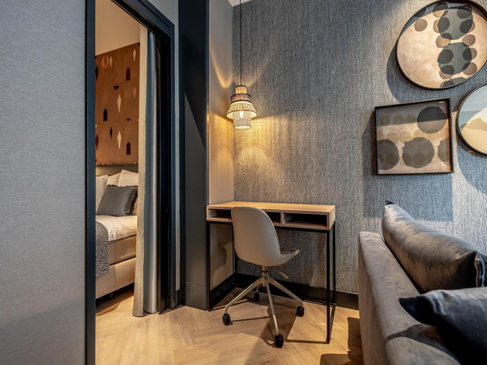 2, Spacious Apartment Retreat, Delft