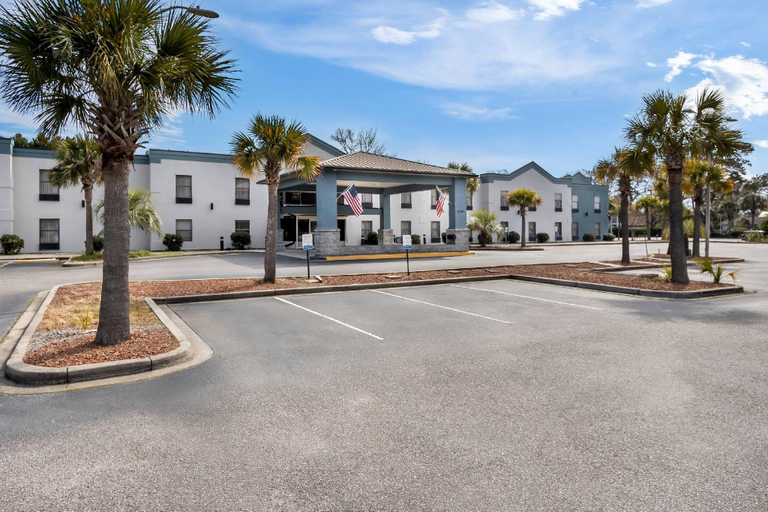 Exterior & Views 1, Quality Inn Surfside Myrtle Beach, Horry