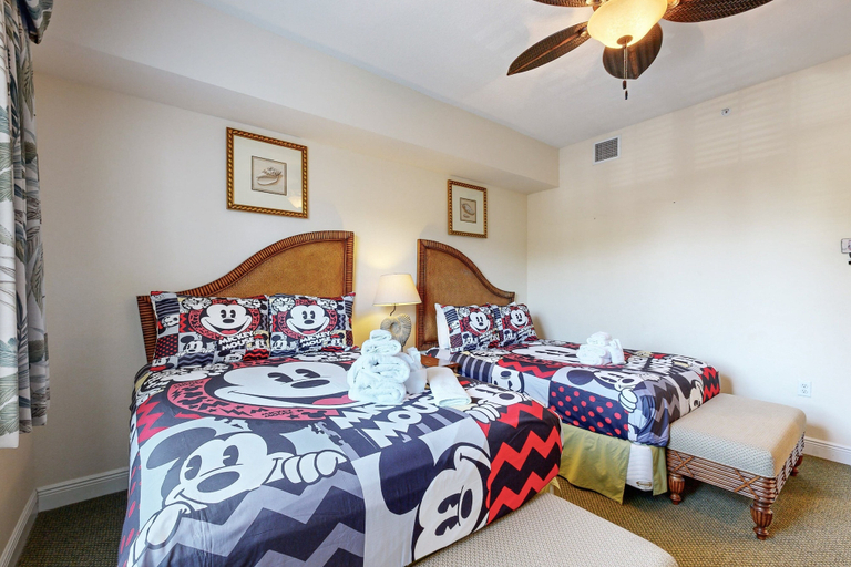 Room 2, Golf Course-front Condo With Golf Views, Balcony, Pool, Fast Wifi, Washer/dryer, Osceola