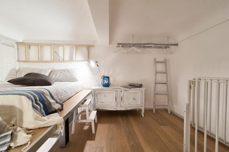 Bedroom 2, Palazzo Mandurino, Lecce