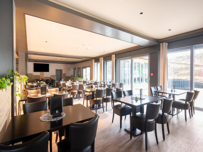 Dining 3, Holiday Home in Hambachtal Boutique Resort, Birkenfeld