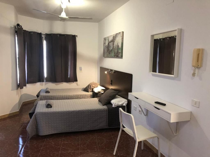 Bedroom 4, Tamonante rooms, Las Palmas
