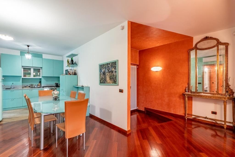 Others 5, Porta Venezia apartment, Milano