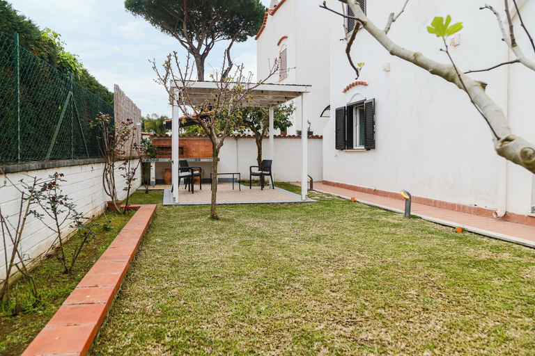 Terrace/patio 3, Villa Penelope a 50 metri dal mare, Latina