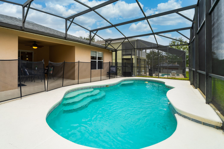 Sport & Beauty, West Haven Homes, Polk