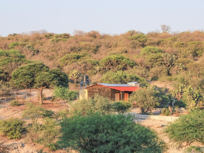 Exterior 2, Centro de Aventuras Tatu, Allende