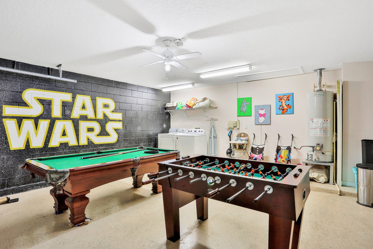 Game room 2, Dog-friendly Home With Private Outdoor Pool, High-speed Wifi, and Central AC, Polk