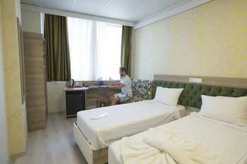 Others 2, İstanbul Fair Hotel, Bakırköy