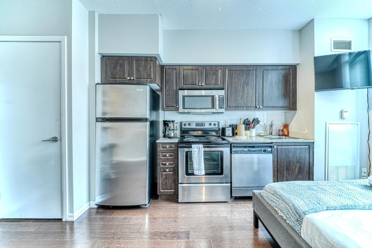Private kitchen 4, The Ivory Hotel and Suites, Toronto