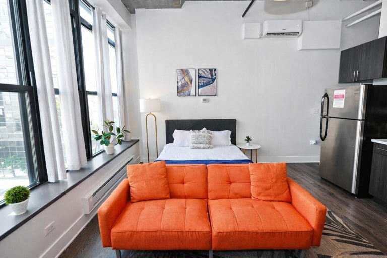Room 1, McCormick Suites by Slumber Stay, Cook