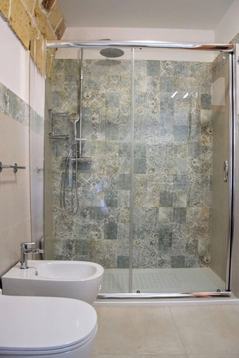 Bathroom 5, Masseria Fracchicchi, Lecce