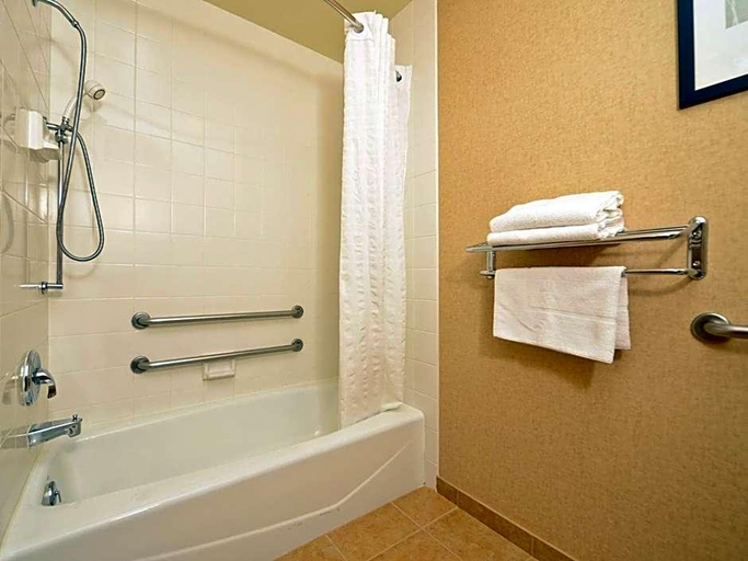 Bathroom 4, Yellowstone West Gate Hotel, Gallatin