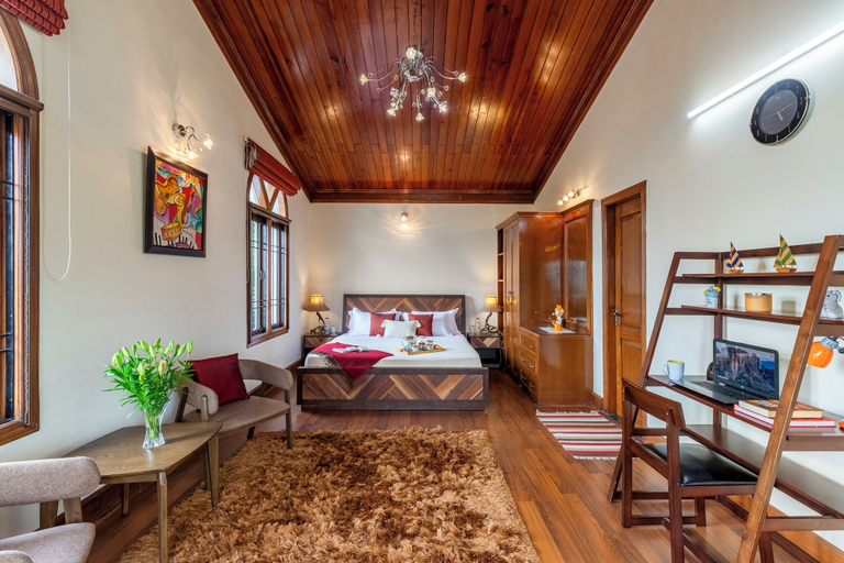 Room 5, ELIVAAS 3 BHK with lounge The Meadow, Nainital