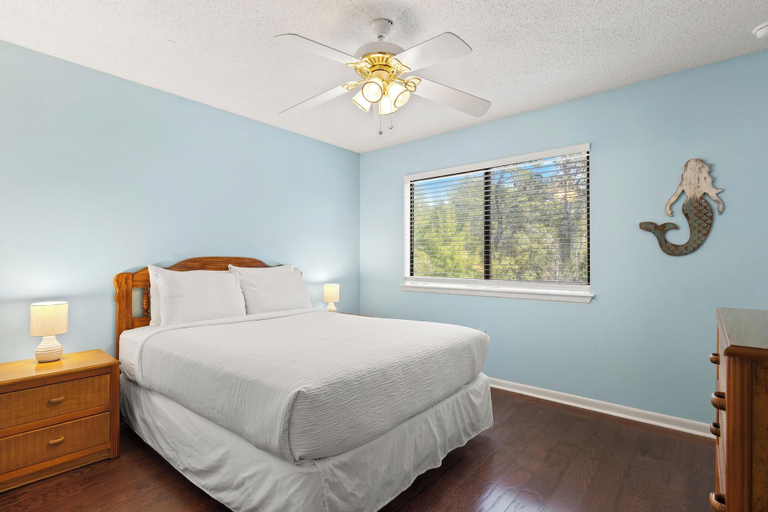 Bedroom 2, Portside Resort – Pet Friendly by Panhandle Getaways, Bay