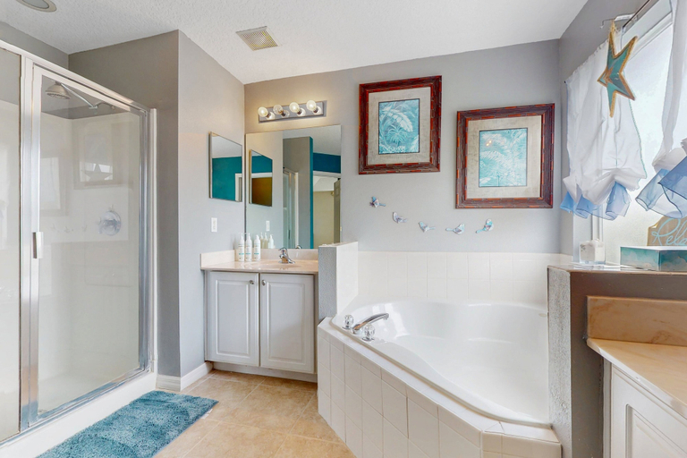 Bathroom 3, Beautiful Home With Private Pool and Space for the Whole Family, Osceola