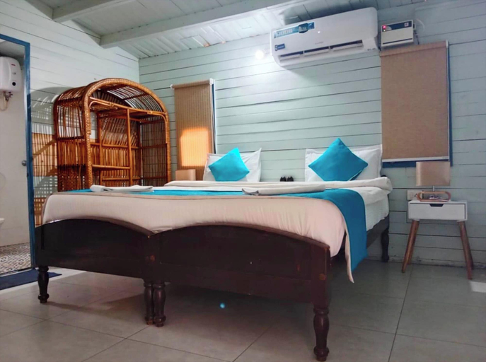 Room 5, Hotel Moana Cottage Goa Near Beach, North Goa