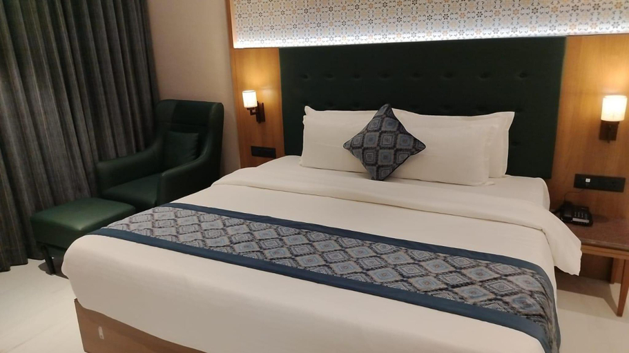 Bedroom 3, Surya Varanasi, Varanasi