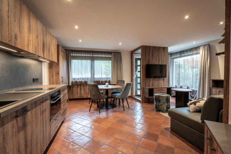 Others 5, VILLA A elevated alpine living, Bolzano