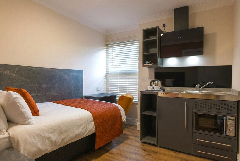 Room 2, Relax Inn - Thorpe Lodge Hotel, Peterborough