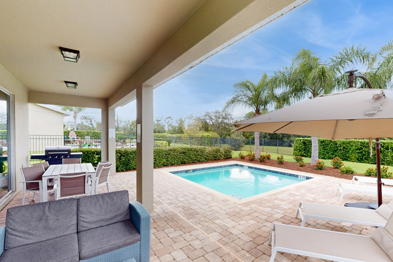 View from room, Near Theme Parks, fun Filled Home With Harry Potter Bedroom, & Private Pool, Osceola