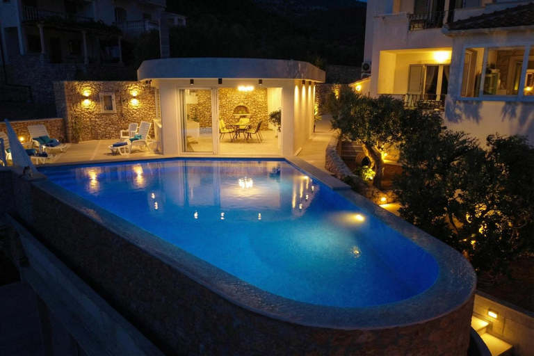 Sport & Beauty 2, Villa Franka with swimming pool, Bol