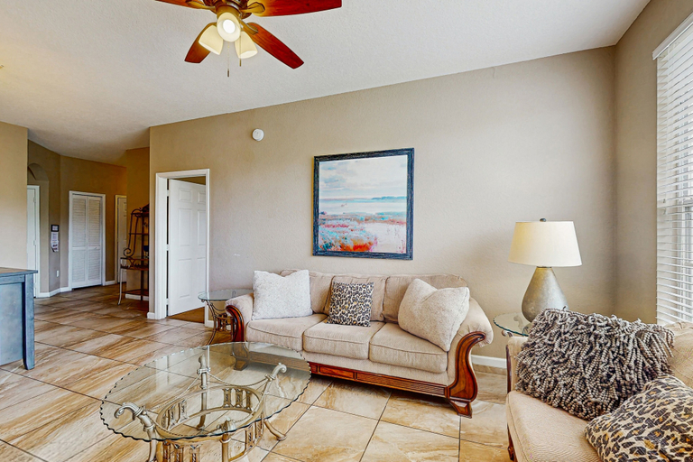 Living area 2, Spacious Condo With Shared Pool, Tennis Court, Game Room, & More, Osceola