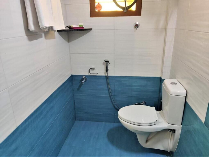 Bathroom 3, Jayam Residency, Tiruvannamalai
