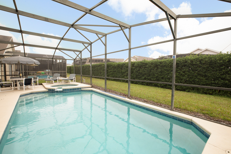 Sport & Beauty 5, Glenbrook Homes, Lake
