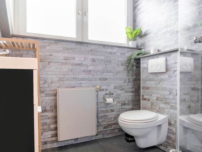 Bathroom 4, Chalet in Ulestraten near Maastricht, Meerssen