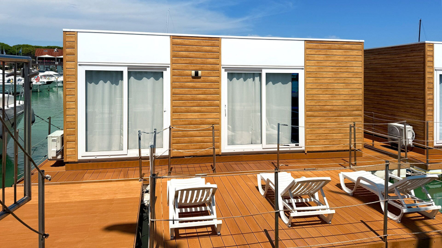 Exterior & Views 2, Floating Resort, Udine