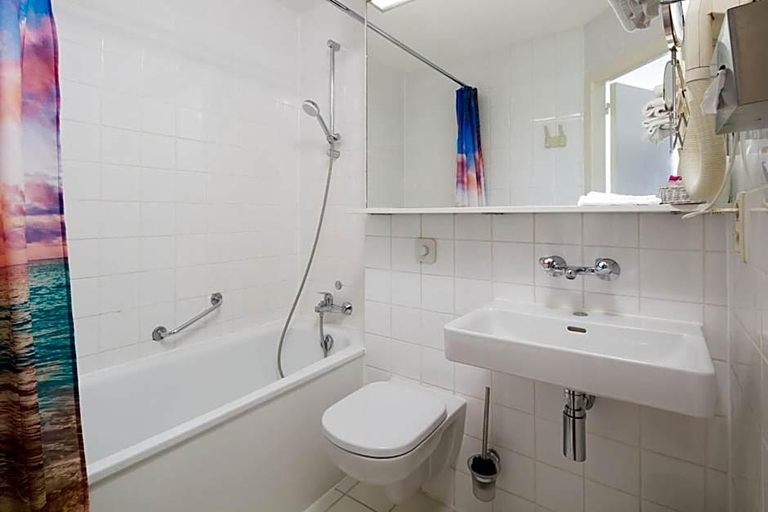 Bathroom, Vivaldi Hotel, Antwerpen