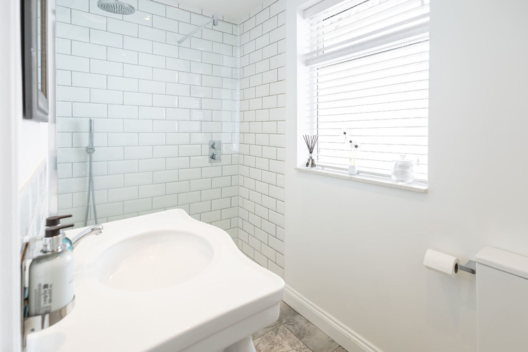 Bathroom 4, Host Stay Voyagers View, North Yorkshire