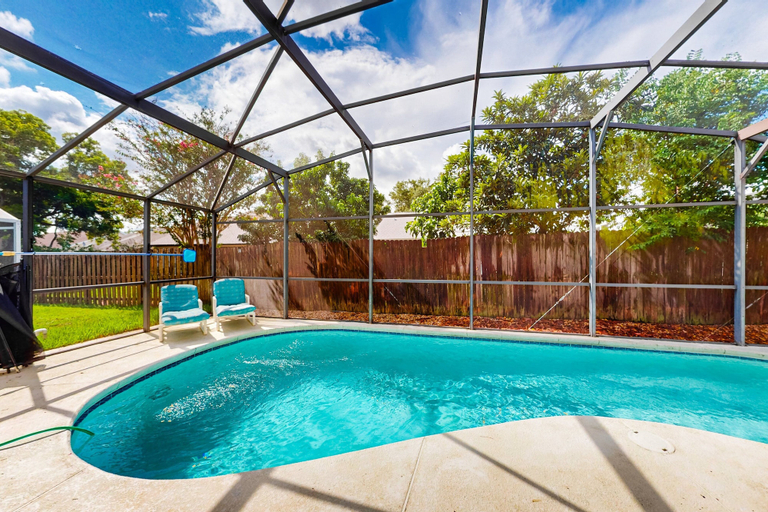 Pool 4, Lovely Home With a Private Pool, Grill, Washer/dryer, & AC - Snowbird Friendly, Osceola
