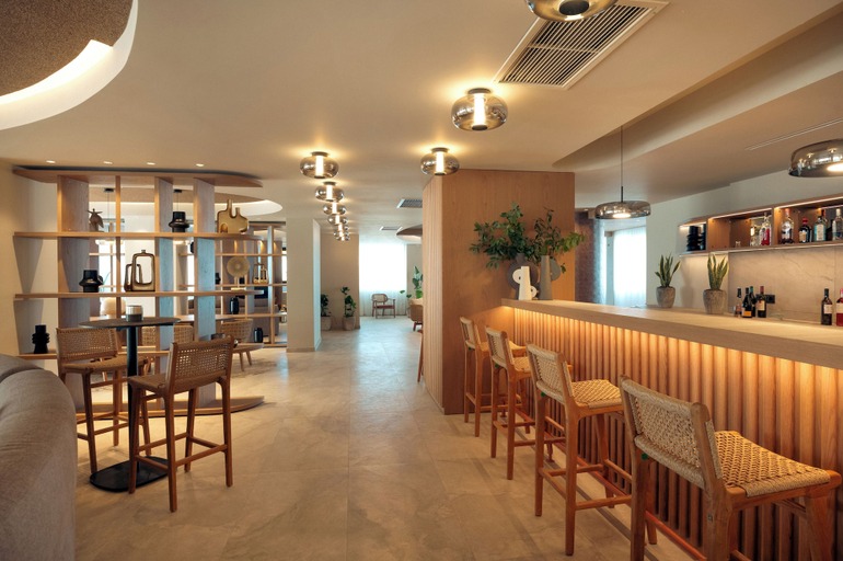 Food & Drinks 5, Zeus Eleva Kassandra Lagoon, Central Macedonia
